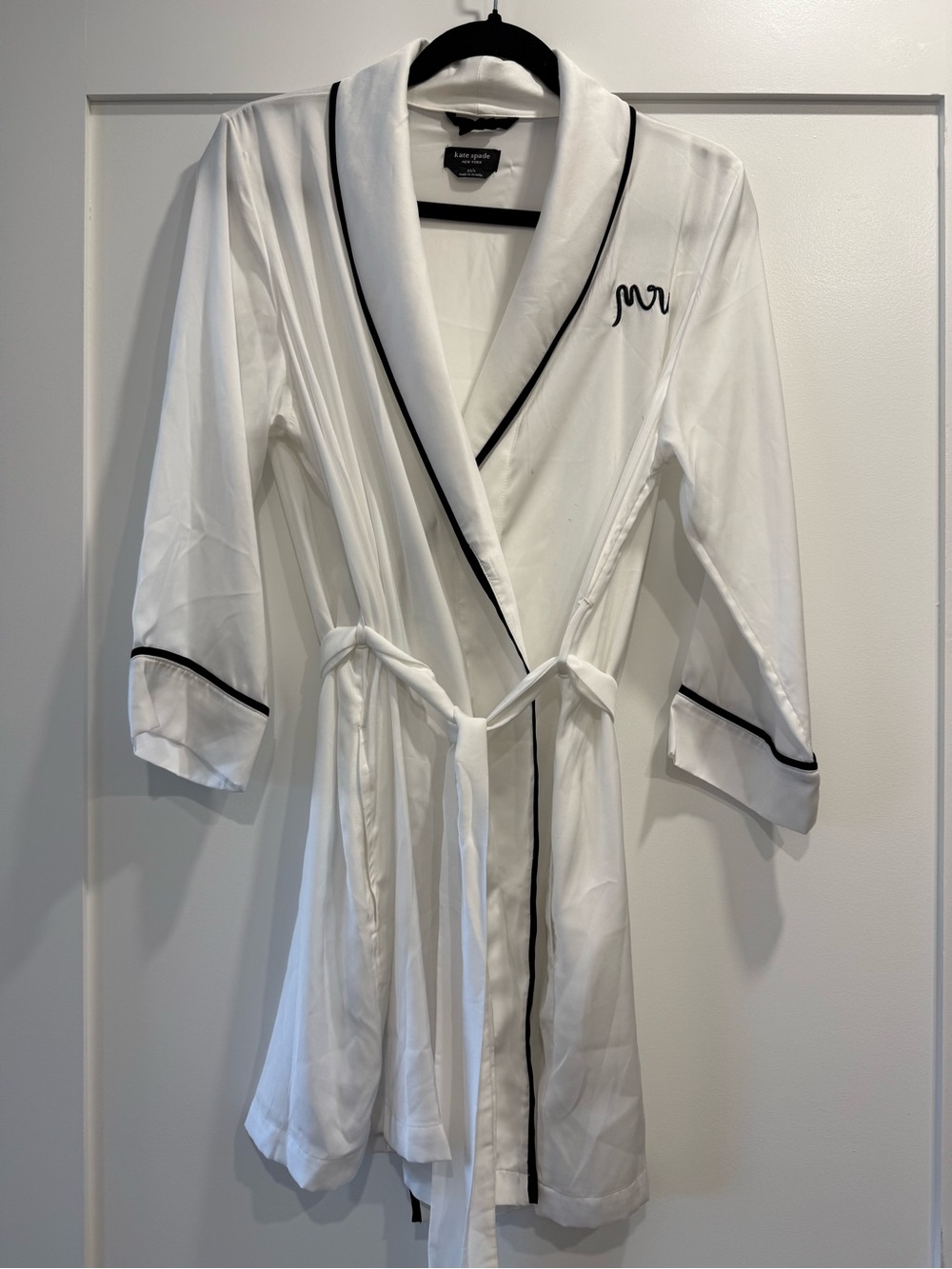 Kate Spade Mrs Short Robe - Picture 3 of 5